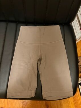 Aritzia/TNA bike shorts/leggings, XXS